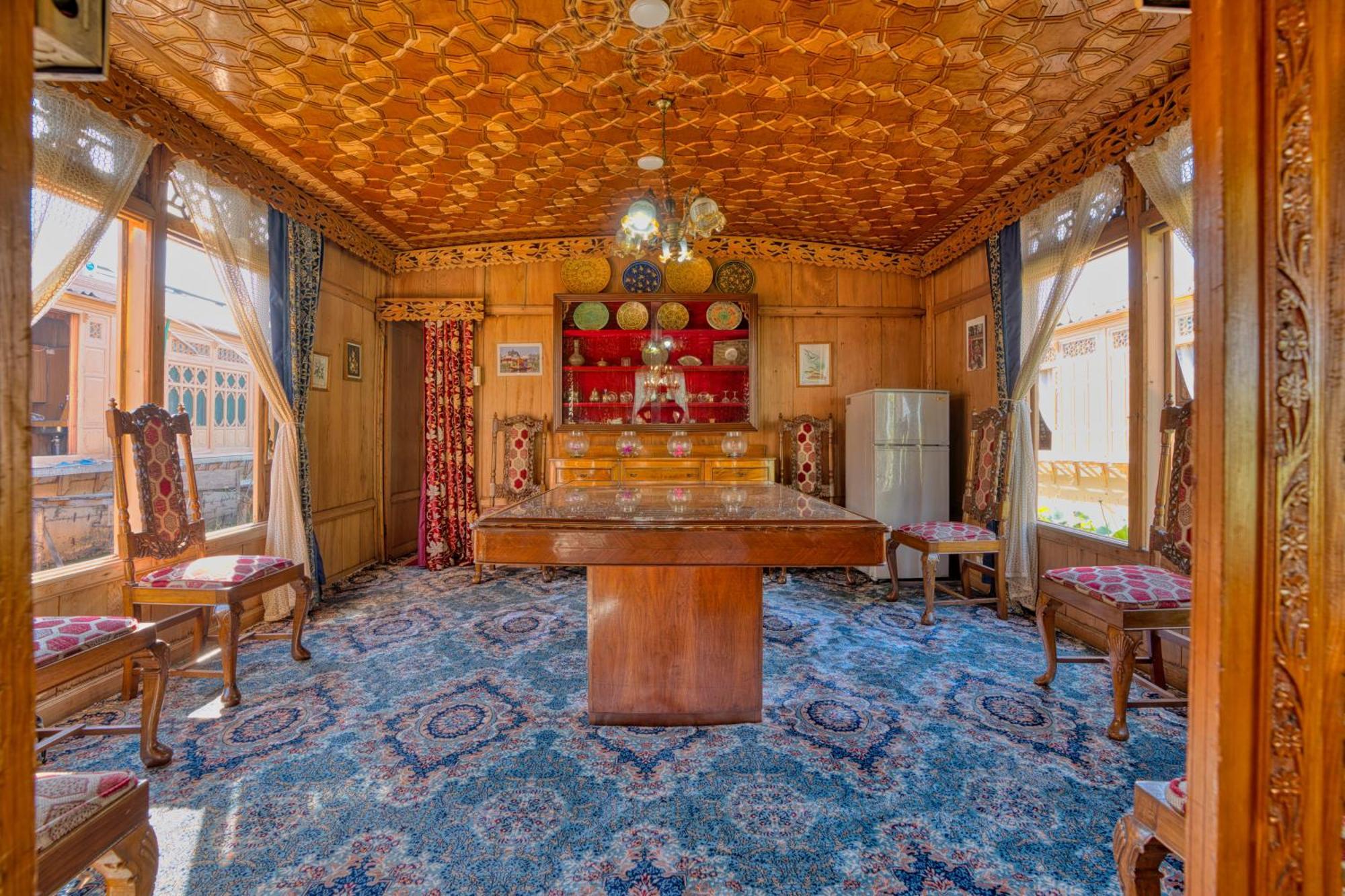 Srīnagar Best View Group Of Houseboats מראה חיצוני תמונה