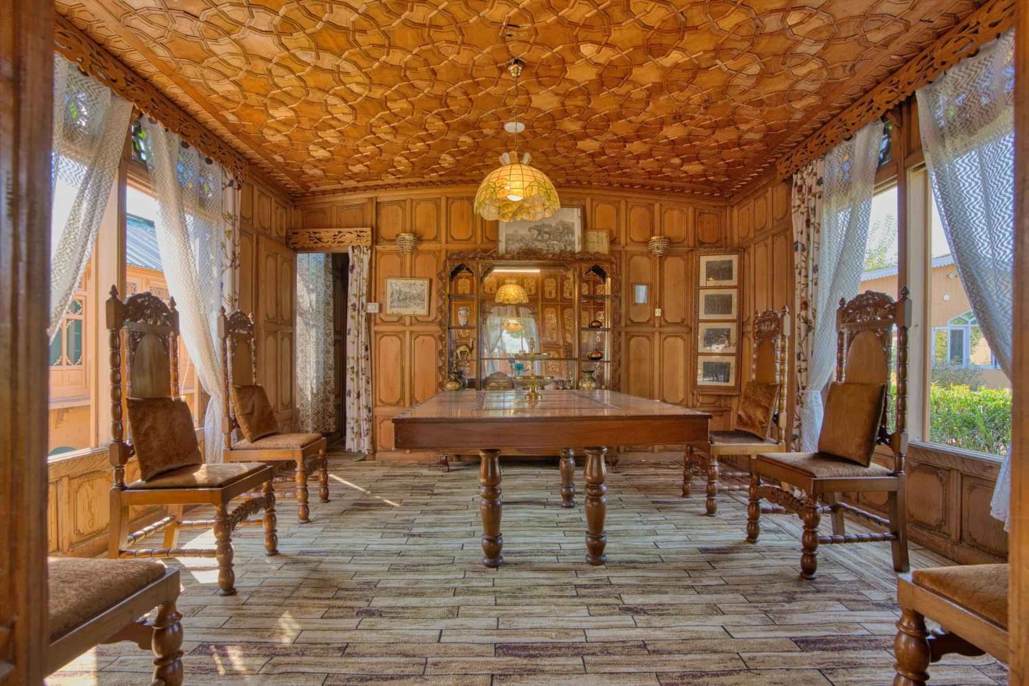 Srīnagar Best View Group Of Houseboats מראה חיצוני תמונה
