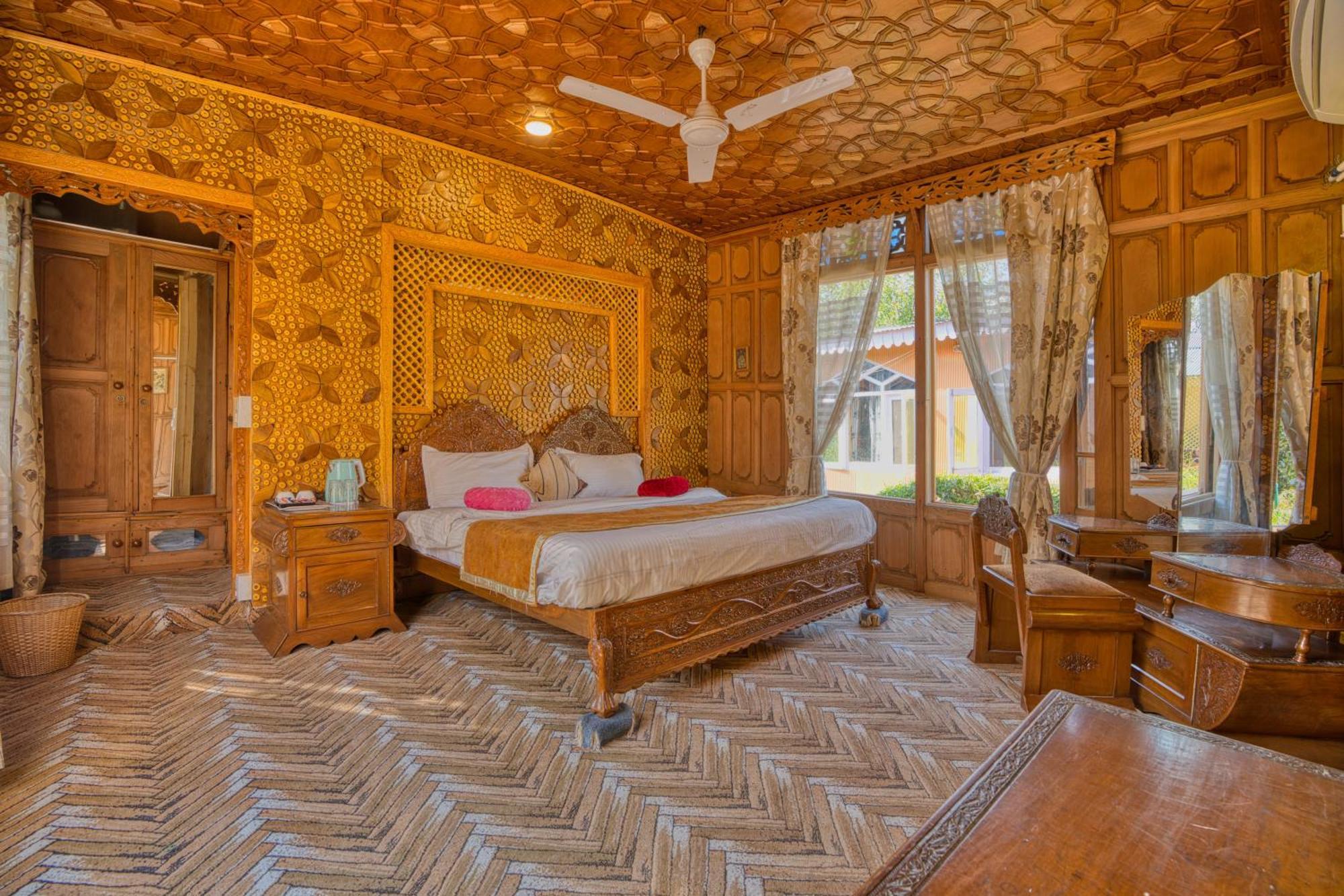 Srīnagar Best View Group Of Houseboats מראה חיצוני תמונה
