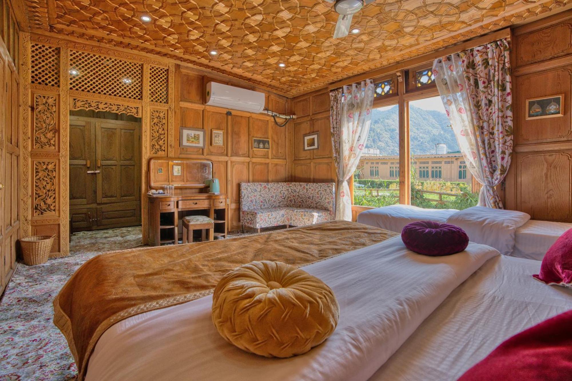 Srīnagar Best View Group Of Houseboats מראה חיצוני תמונה